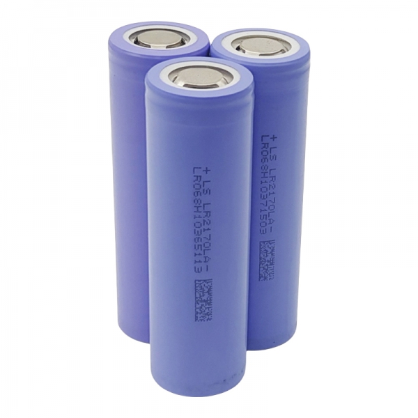 Maintenance Free Auto Battery - DIN Standard